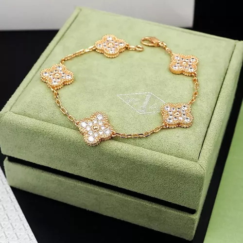 Van Cleef &amp; Arpels Bracelets For Women #1281678 $32.00 USD, Wholesale Replica Van Cleef &amp; Arpels Bracelets