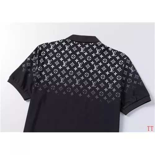 Replica Louis Vuitton LV T-Shirts Short Sleeved For Men #1282748 $39.00 USD for Wholesale