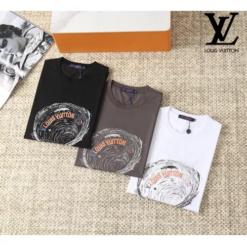 Replica Louis Vuitton LV T-Shirts Short Sleeved For Men #1290282 $38.00 USD for Wholesale