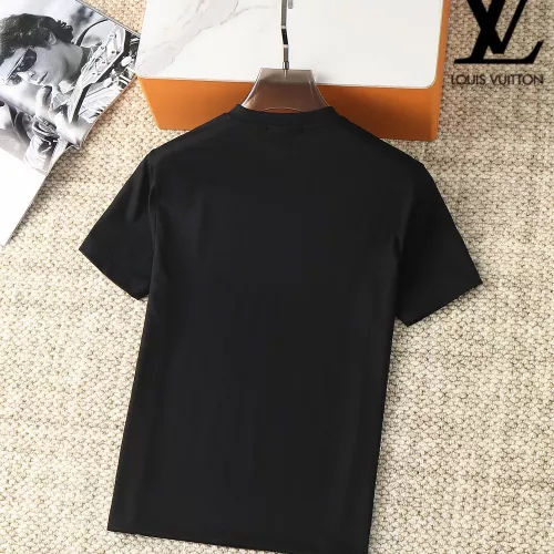 Replica Louis Vuitton LV T-Shirts Short Sleeved For Men #1293431 $38.00 USD for Wholesale