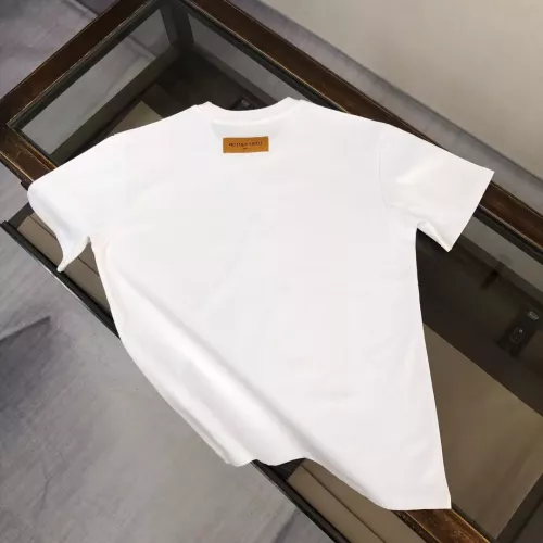 Replica Louis Vuitton LV T-Shirts Short Sleeved For Unisex #1296950 $32.00 USD for Wholesale