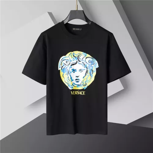 Versace T-Shirts Short Sleeved For Unisex #1296963 $32.00 USD, Wholesale Replica Versace T-Shirts