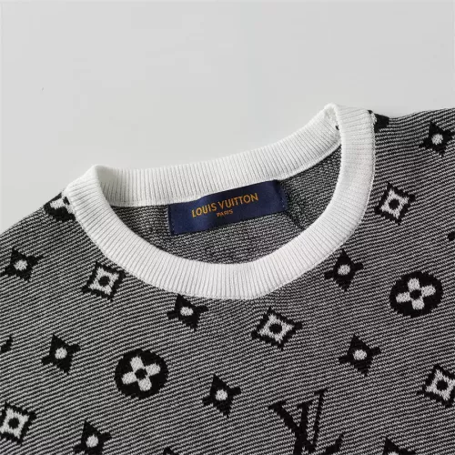 Replica Louis Vuitton LV T-Shirts Short Sleeved For Unisex #1297114 $42.00 USD for Wholesale