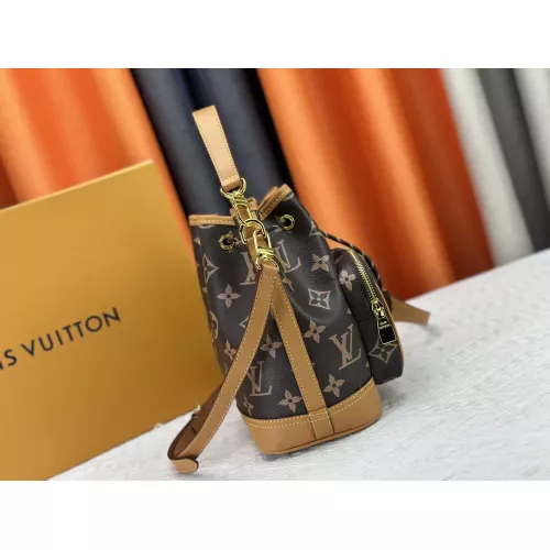 Replica Louis Vuitton AAA Quality Messenger Bags For Women #1300864 $88.00 USD for Wholesale