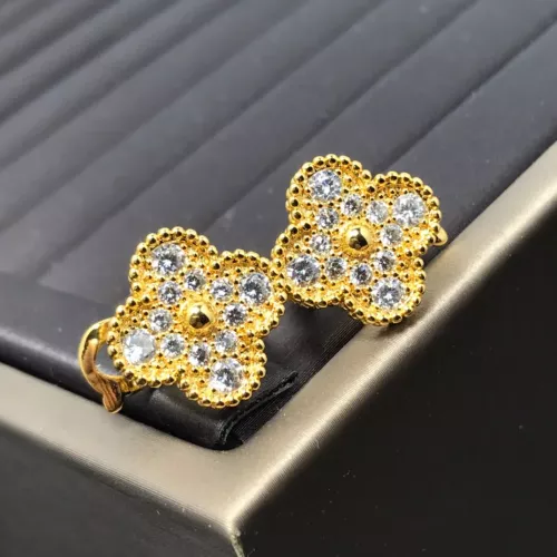 Van Cleef &amp; Arpels Earrings For Women #1301572 $32.00 USD, Wholesale Replica Van Cleef &amp; Arpels Earrings