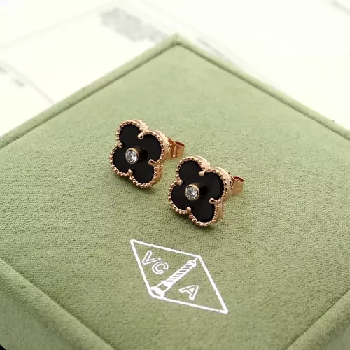 Van Cleef &amp; Arpels Earrings For Women #1302040 $27.00 USD, Wholesale Replica Van Cleef &amp; Arpels Earrings