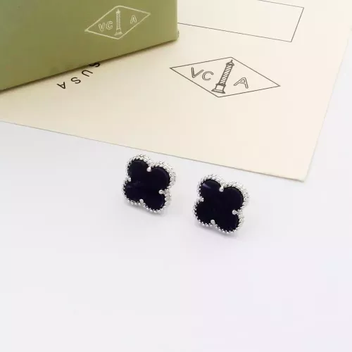 Van Cleef &amp; Arpels Earrings For Women #1302281 $25.00 USD, Wholesale Replica Van Cleef &amp; Arpels Earrings