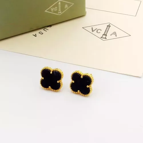 Van Cleef &amp; Arpels Earrings For Women #1302282 $25.00 USD, Wholesale Replica Van Cleef &amp; Arpels Earrings