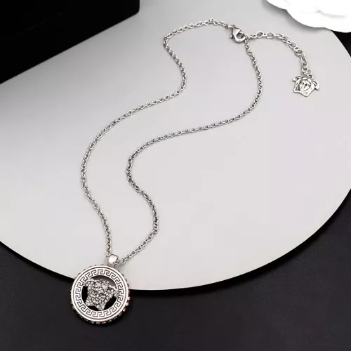 Versace Necklaces #1302450 $25.00 USD, Wholesale Replica Versace Necklaces