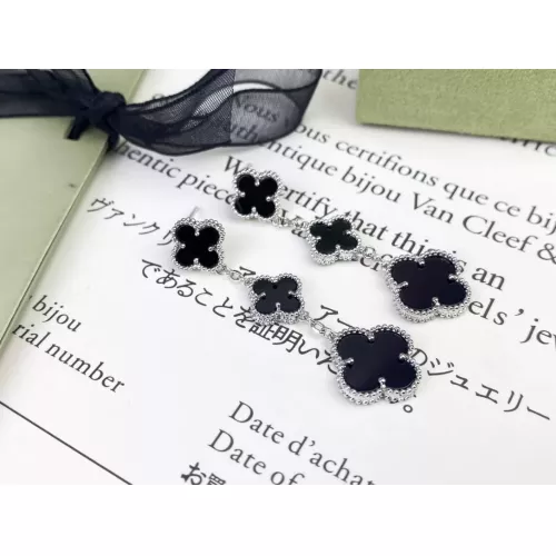 Van Cleef &amp; Arpels Earrings For Women #1302524 $38.00 USD, Wholesale Replica Van Cleef &amp; Arpels Earrings