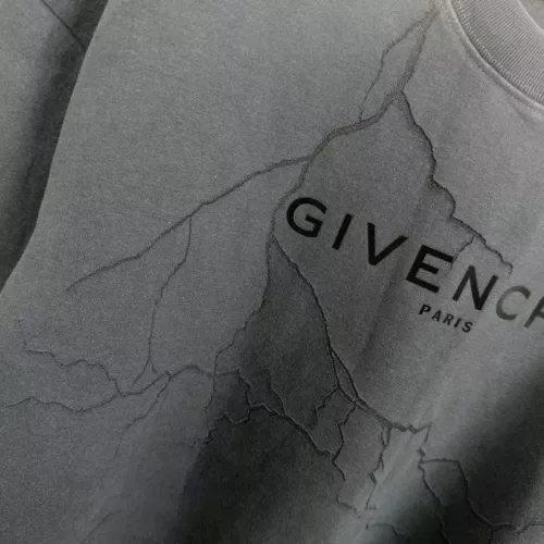 Replica Givenchy T-Shirts Short Sleeved For Unisex #1302661 $41.00 USD for Wholesale