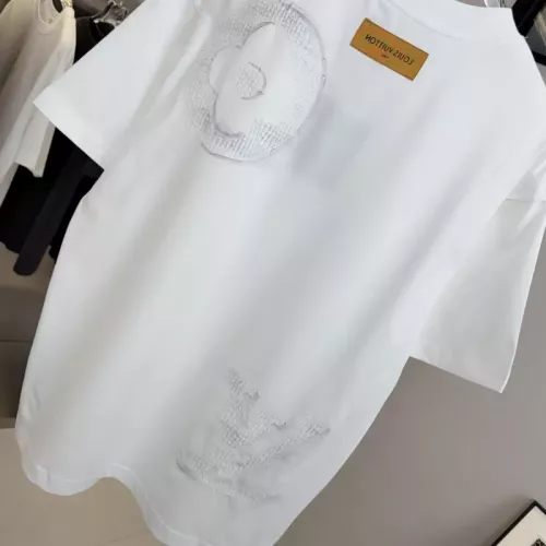 Replica Louis Vuitton LV T-Shirts Short Sleeved For Unisex #1302687 $41.00 USD for Wholesale