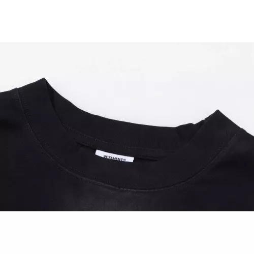 Replica VETEMENTS T-Shirts Short Sleeved For Unisex #1302804 $38.00 USD for Wholesale