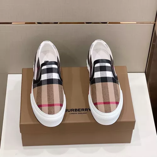 Replica Burberry Casual Shoes For Men #1303463 $76.00 USD for Wholesale