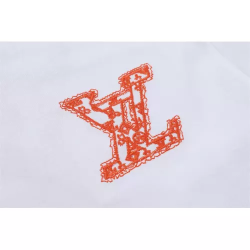 Replica Louis Vuitton LV T-Shirts Short Sleeved For Unisex #1308192 $36.00 USD for Wholesale