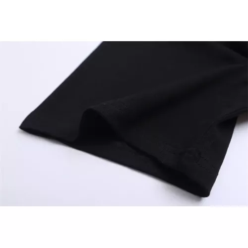 Replica Louis Vuitton LV T-Shirts Short Sleeved For Unisex #1308196 $38.00 USD for Wholesale