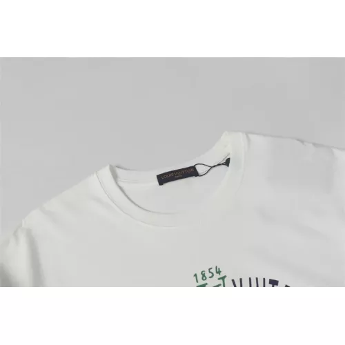 Replica Louis Vuitton LV T-Shirts Short Sleeved For Unisex #1308198 $45.00 USD for Wholesale