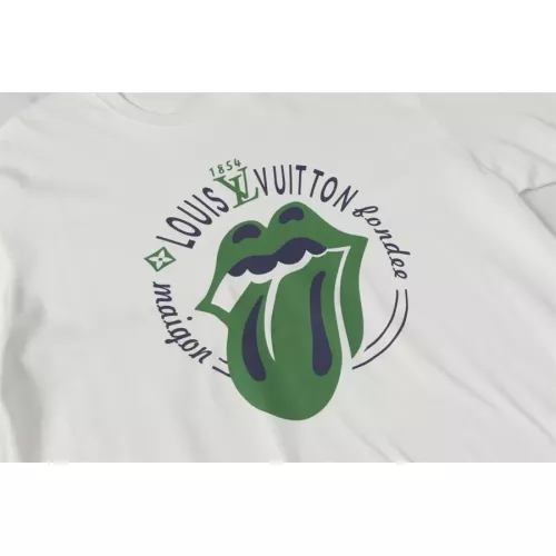 Replica Louis Vuitton LV T-Shirts Short Sleeved For Unisex #1308198 $45.00 USD for Wholesale