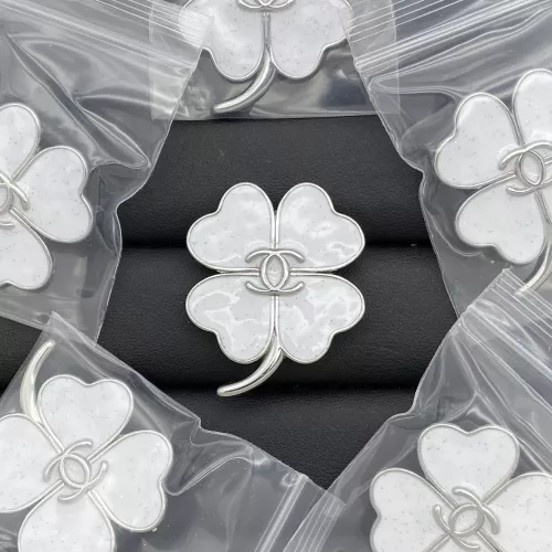 Chanel Brooches For Women #1311682 $25.00 USD, Wholesale Replica Chanel Brooches