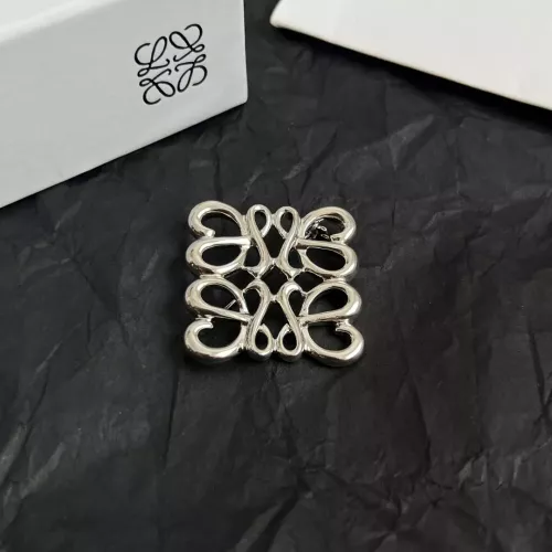 LOEWE Brooches For Women #1311710 $34.00 USD, Wholesale Replica LOEWE Brooches