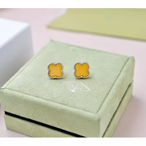 Van Cleef &amp; Arpels Earrings For Women #1313554 $15.00 USD, Wholesale Replica Van Cleef &amp; Arpels Earrings