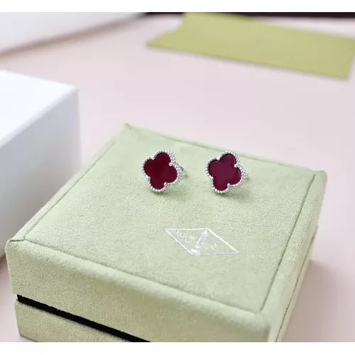 Van Cleef &amp; Arpels Earrings For Women #1313558 $15.00 USD, Wholesale Replica Van Cleef &amp; Arpels Earrings
