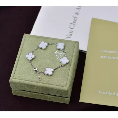 Van Cleef &amp; Arpels Bracelets For Women #1313589 $22.00 USD, Wholesale Replica Van Cleef &amp; Arpels Bracelets
