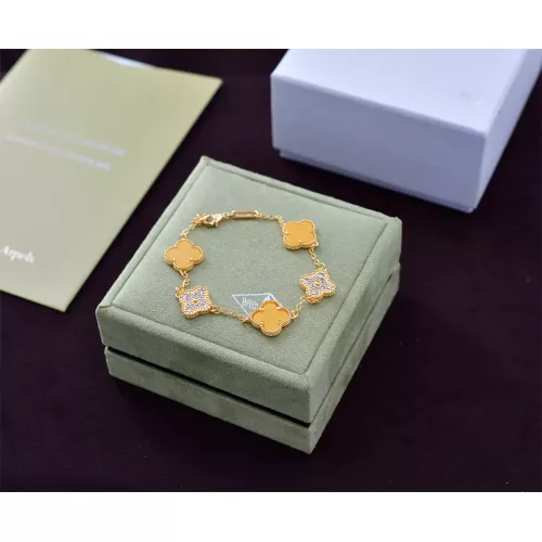 Van Cleef &amp; Arpels Bracelets For Women #1313611 $22.00 USD, Wholesale Replica Van Cleef &amp; Arpels Bracelets