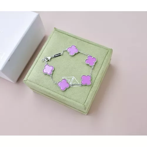 Van Cleef &amp; Arpels Bracelets For Women #1313631 $22.00 USD, Wholesale Replica Van Cleef &amp; Arpels Bracelets
