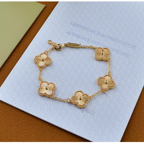 Van Cleef &amp; Arpels Bracelets For Women #1313663 $22.00 USD, Wholesale Replica Van Cleef &amp; Arpels Bracelets