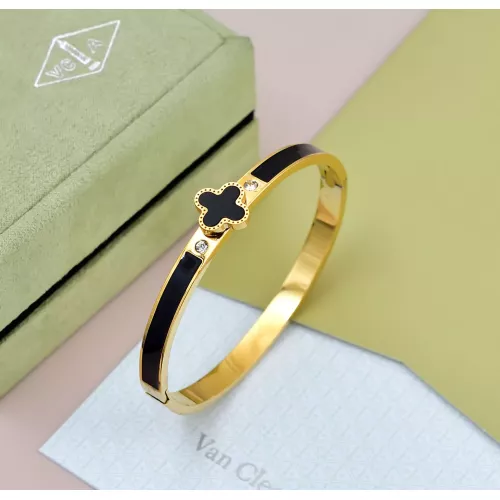 Van Cleef &amp; Arpels Bracelets For Women #1313667 $22.00 USD, Wholesale Replica Van Cleef &amp; Arpels Bracelets