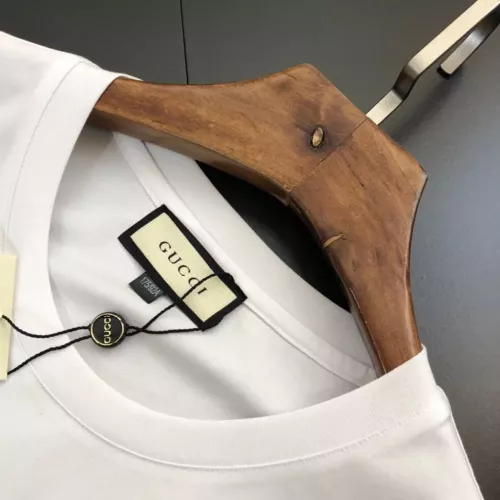 Replica Gucci T-Shirts Short Sleeved For Unisex #1314544 $25.00 USD for Wholesale