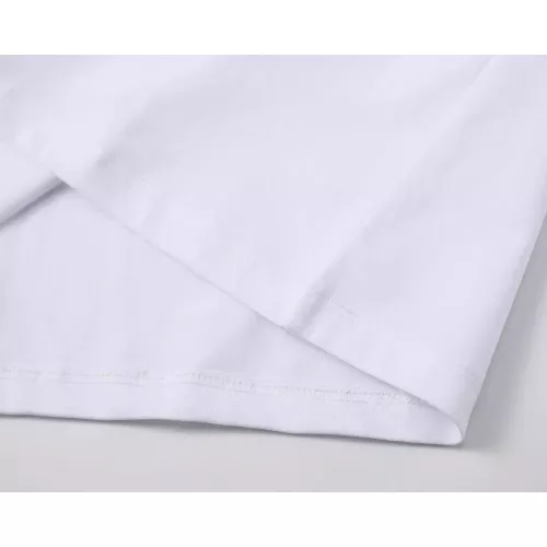 Replica Louis Vuitton LV T-Shirts Short Sleeved For Men #1314998 $34.00 USD for Wholesale