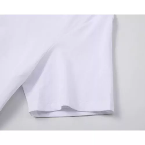 Replica Louis Vuitton LV T-Shirts Short Sleeved For Men #1314998 $34.00 USD for Wholesale