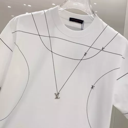 Replica Louis Vuitton LV T-Shirts Short Sleeved For Unisex #1315177 $42.00 USD for Wholesale