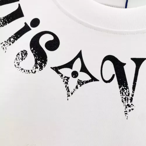 Replica Louis Vuitton LV T-Shirts Short Sleeved For Unisex #1315241 $42.00 USD for Wholesale