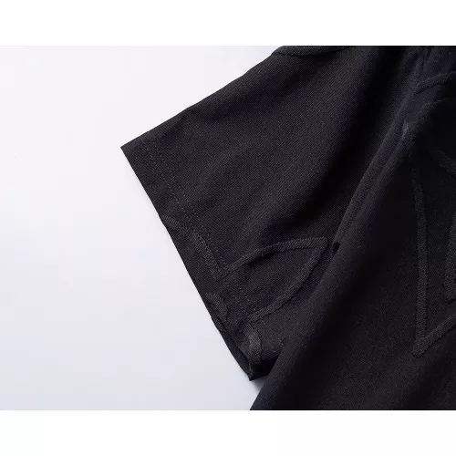Replica Louis Vuitton LV T-Shirts Short Sleeved For Men #1315536 $25.00 USD for Wholesale