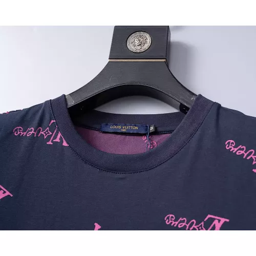 Replica Louis Vuitton LV T-Shirts Short Sleeved For Men #1315540 $25.00 USD for Wholesale