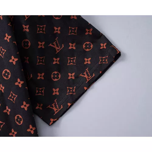 Replica Louis Vuitton LV T-Shirts Short Sleeved For Men #1315549 $25.00 USD for Wholesale