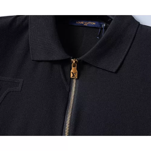 Replica Louis Vuitton LV T-Shirts Short Sleeved For Men #1315553 $25.00 USD for Wholesale