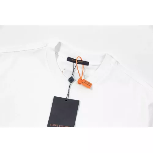 Replica Louis Vuitton LV T-Shirts Short Sleeved For Unisex #1315575 $40.00 USD for Wholesale