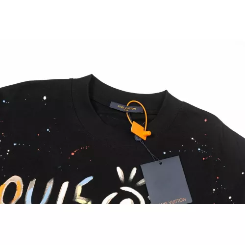Replica Louis Vuitton LV T-Shirts Short Sleeved For Unisex #1315579 $45.00 USD for Wholesale