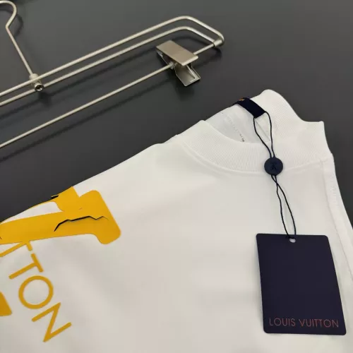 Replica Louis Vuitton LV T-Shirts Short Sleeved For Unisex #1315676 $40.00 USD for Wholesale