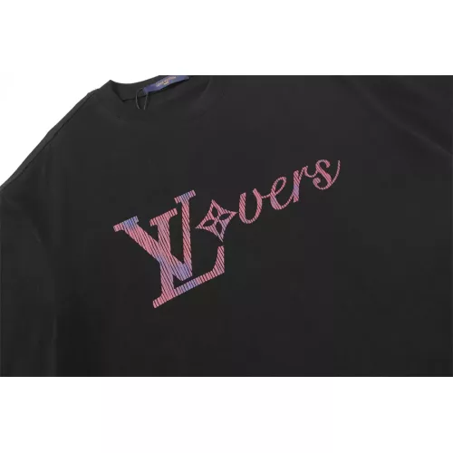 Replica Louis Vuitton LV T-Shirts Short Sleeved For Unisex #1315736 $36.00 USD for Wholesale