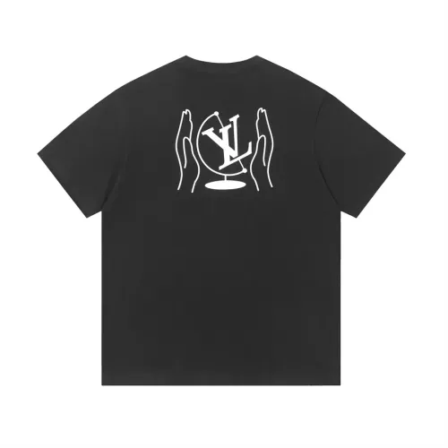 Replica Louis Vuitton LV T-Shirts Short Sleeved For Unisex #1315739 $36.00 USD for Wholesale
