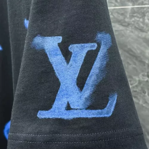 Replica Louis Vuitton LV T-Shirts Short Sleeved For Unisex #1315747 $68.00 USD for Wholesale