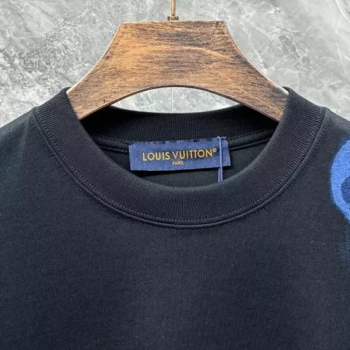 Replica Louis Vuitton LV T-Shirts Short Sleeved For Unisex #1315747 $68.00 USD for Wholesale
