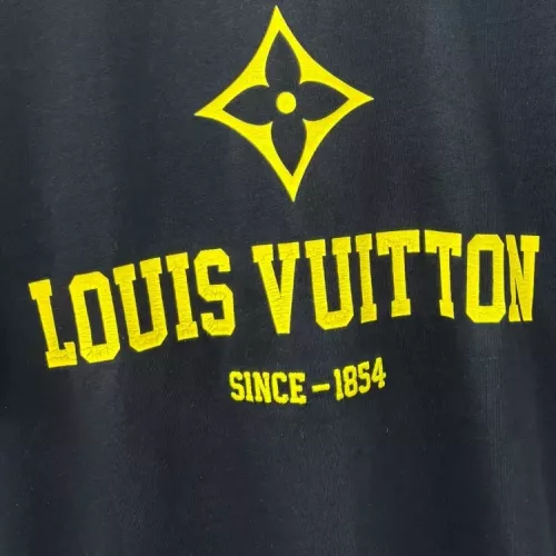 Replica Louis Vuitton LV T-Shirts Short Sleeved For Unisex #1315757 $68.00 USD for Wholesale