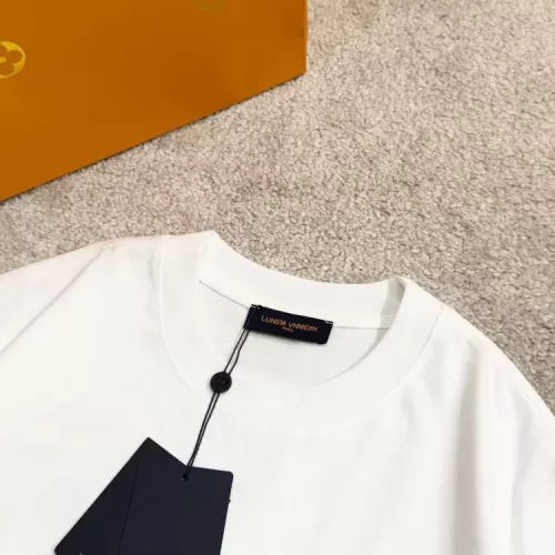 Replica Louis Vuitton LV T-Shirts Short Sleeved For Unisex #1316362 $56.00 USD for Wholesale