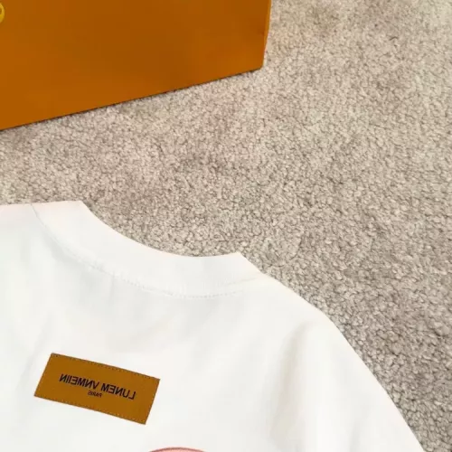 Replica Louis Vuitton LV T-Shirts Short Sleeved For Unisex #1316362 $56.00 USD for Wholesale